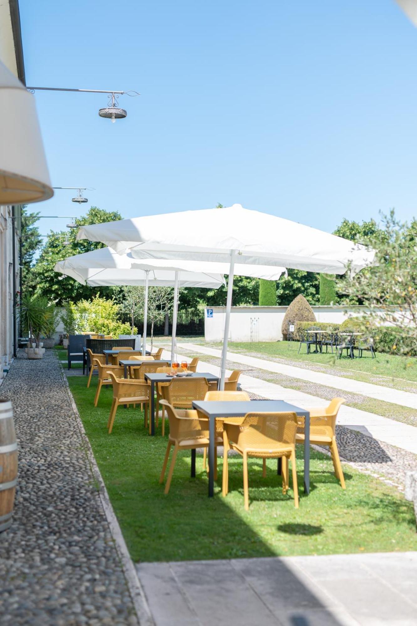 Residenza Villa Vecelli Cavriani Mozzecane エクステリア 写真